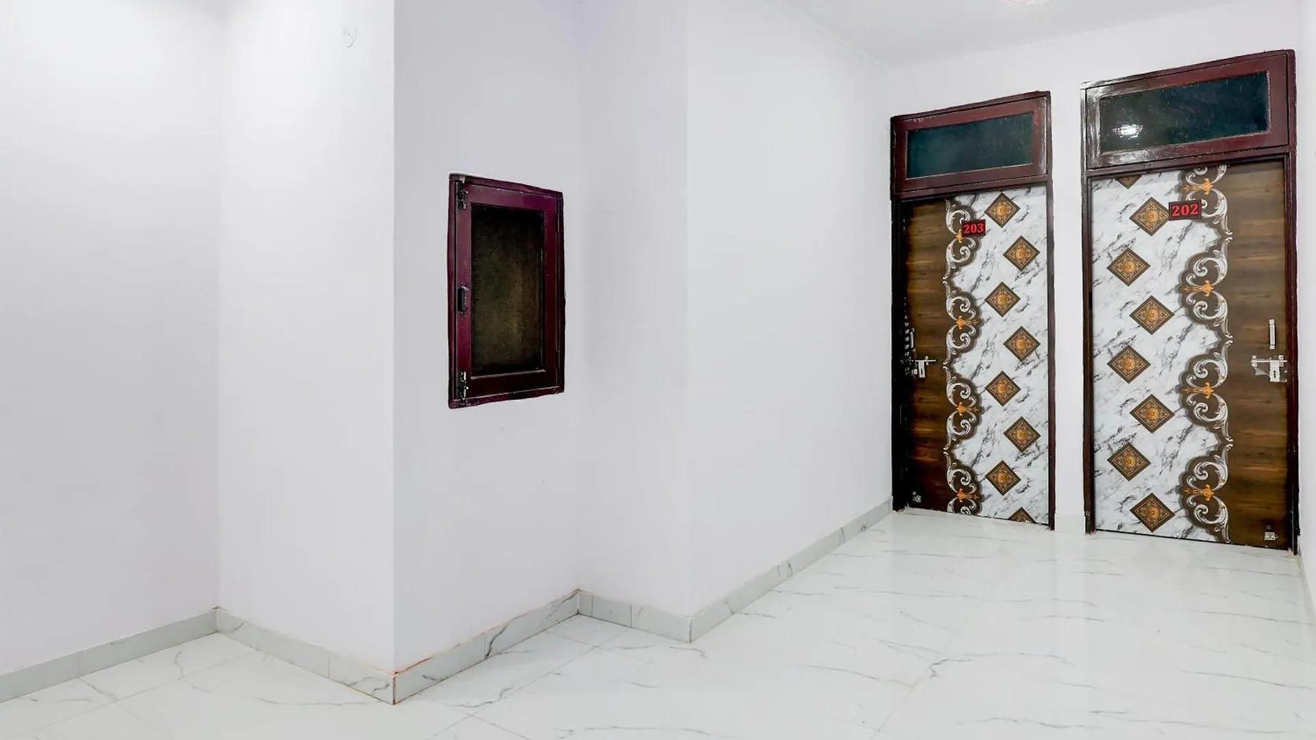Hotel The Arrow Near Paschim Vihar Delhi